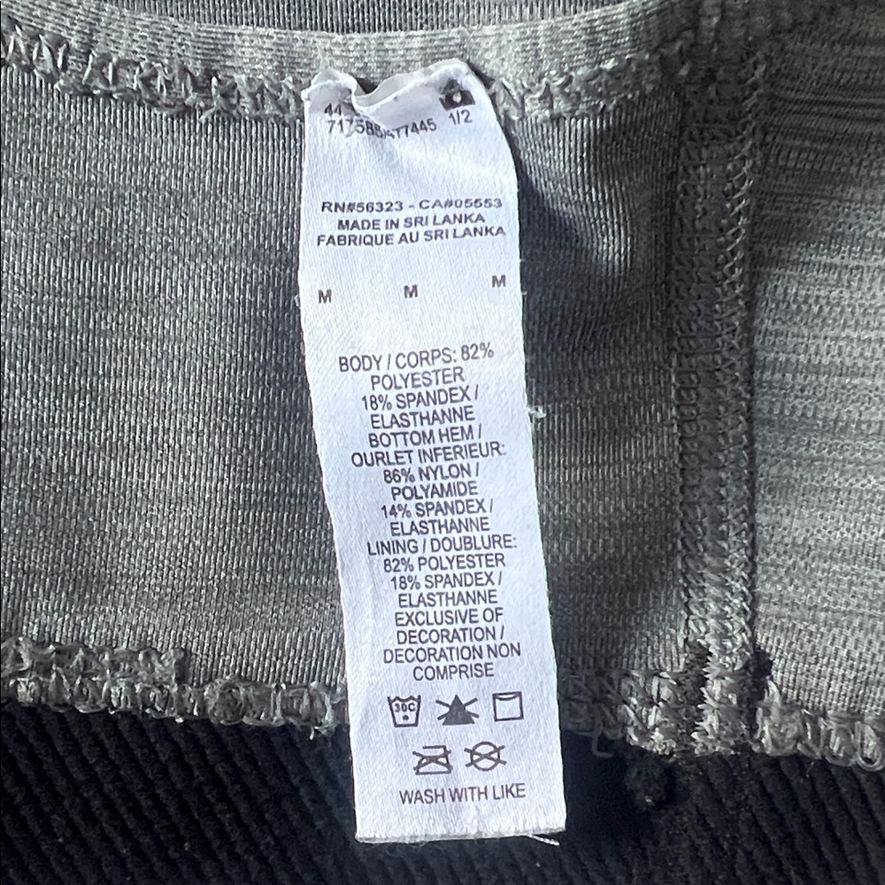 Nike Women's Sports Bra - Picture 3 of 3